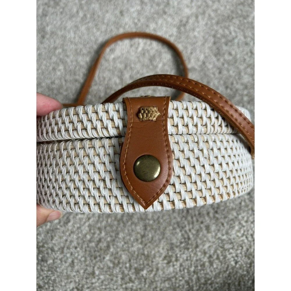 Rattan 8